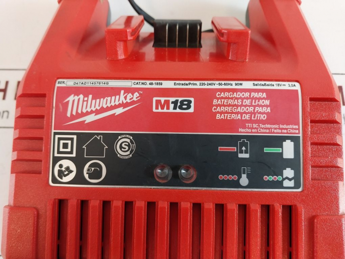 Milwaukee M18 Lithium Battery Charger 48 1859