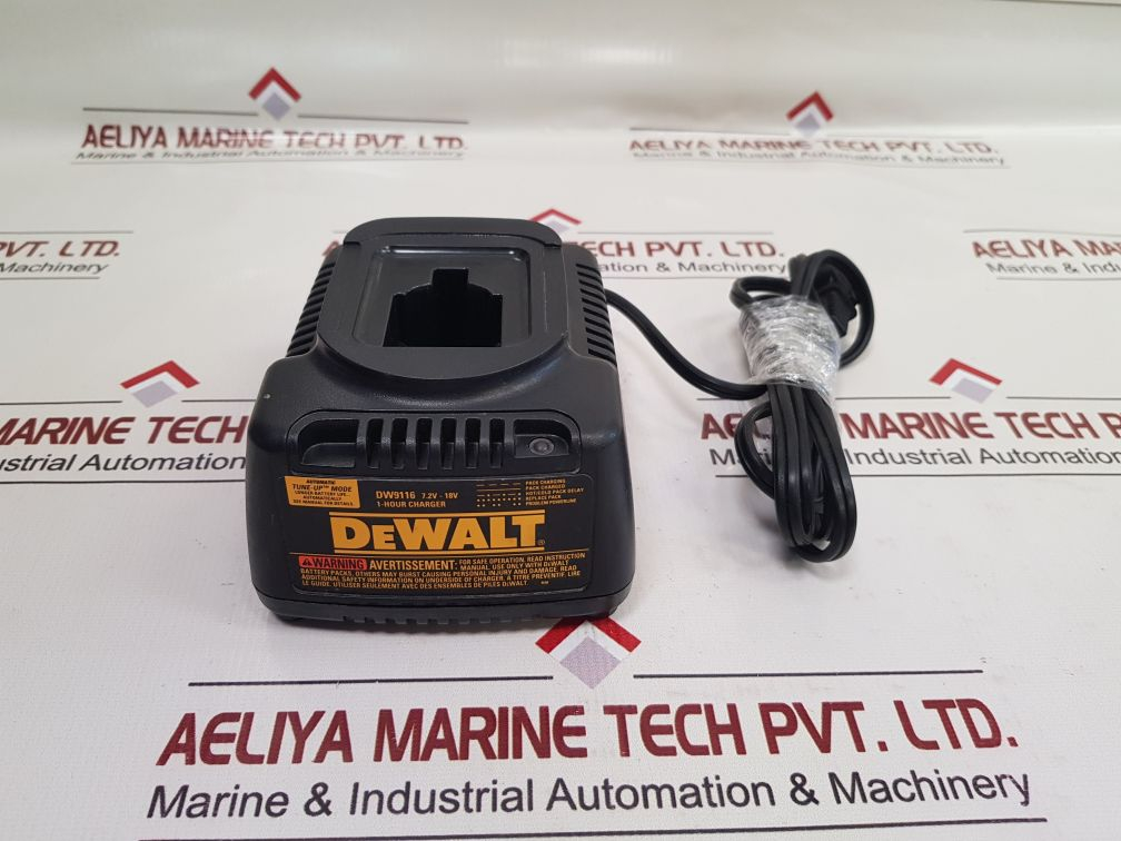 Dewalt Dw9116 7.2V 18V 1 hour Battery Charger 120V Ac 60Hz 2.0 Amps