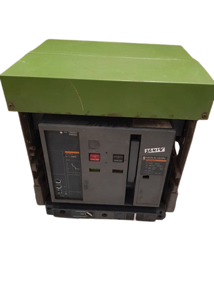 Merlin Gerin Masterpact M16 H2 Circuit Breaker