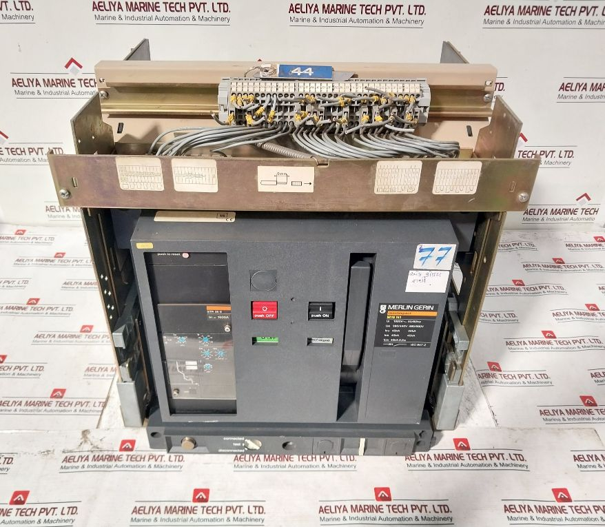 Masterpact M16 N1 Circuit Breaker