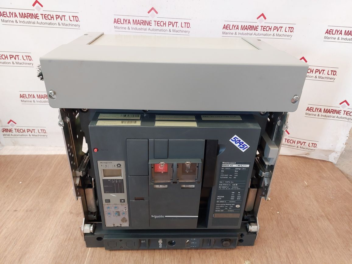 Masterpact Micrologic 5.0A NW08 H2 Circuit Breaker