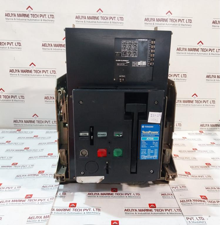 AT06 3 Poles Air Circuit Breaker