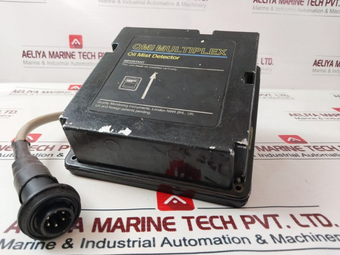 capable of monitoring the oil mist levels present within the air